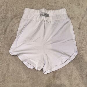 My mum made it shorts size s white